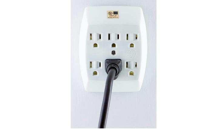 GE 6-Outlet Tap, Grounded, White